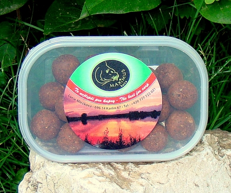 Boilie Démonika 100 g (oliheň/chilli)