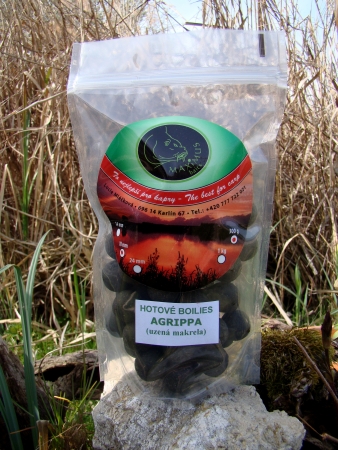 Boilie Agrippa 300 g (uzená makrela)