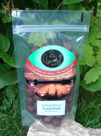 Boilie Gladi�tor 300 g (hnilobn� pach)