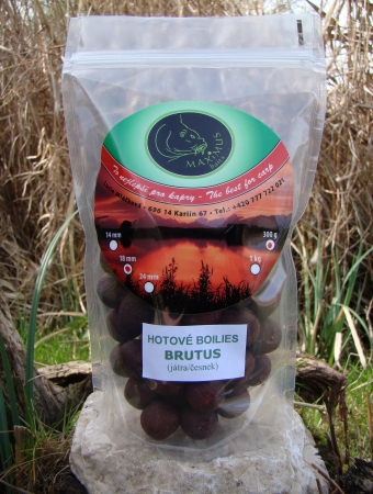 Boilie Decimus 300 g (ďábelské koření)